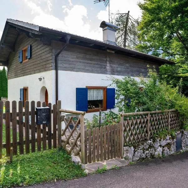 Casa Belfort per 9 persone, hotel di Spormaggiore