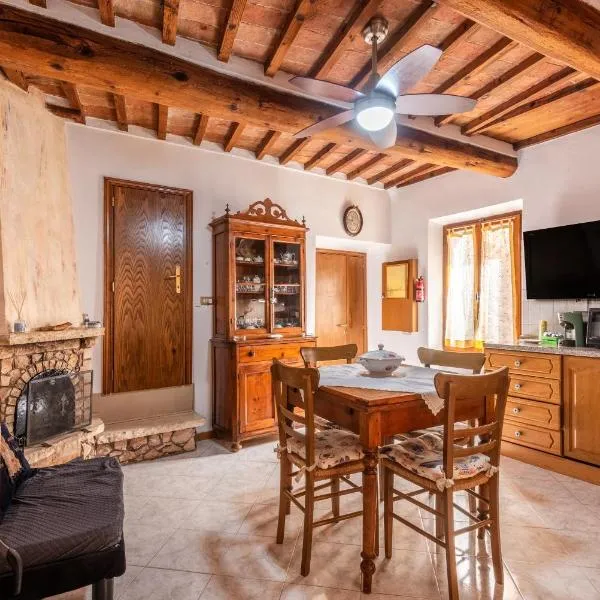 Sotto gli archi: Paganico'da bir otel