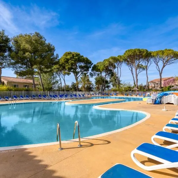 Maison - Residence avec piscine, hotel in Calvisson