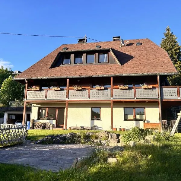 Ferienwohnung Käppeleblick, hotel u gradu Bernau im Švarcvald