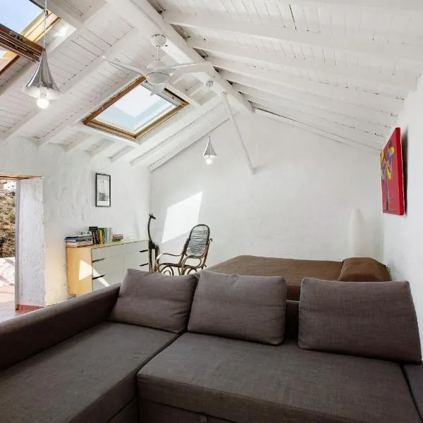 Casa Cueva Tejeda 2 dorm, отель в городе Техеда