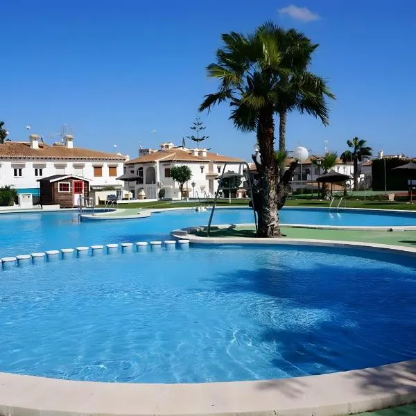 Casa Planta Baja Bungalow 58, hotel i Los Altos