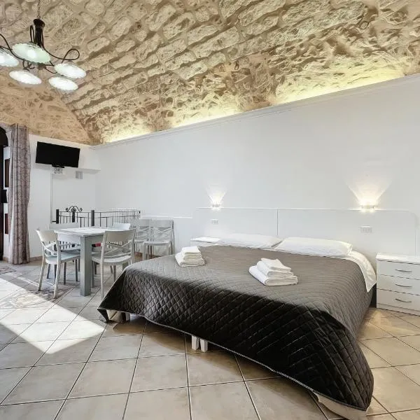 La Castellana, Hotel in Monte SantʼAngelo