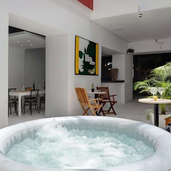 Brothers House: Arrecife'de bir otel
