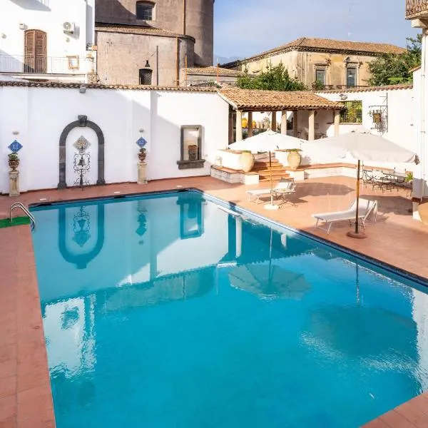 Appartamento Don Camillo, hotel en Riposto