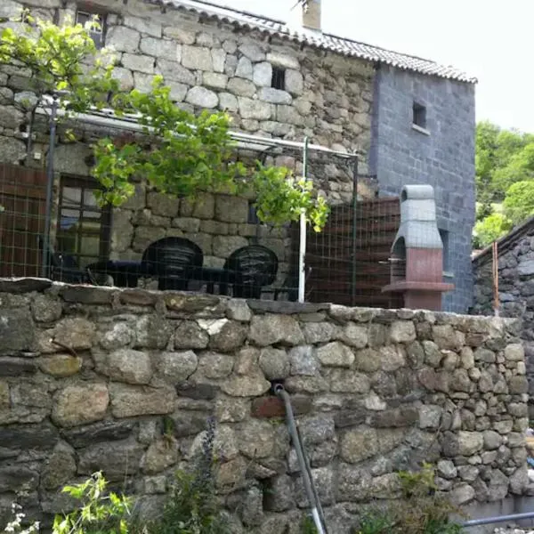 La Jeannette, hotel v mestu Sablières