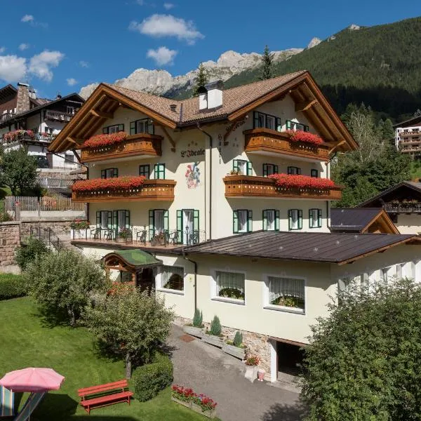 Hotel L'Ideale, hotel in Moena