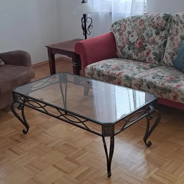 s'Ferienhäusle vom Hof Chirphendorf, Hotel in Steinheim