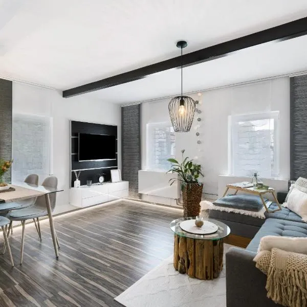 Ferienwohnung Mittenglück โรงแรมในUnterlenningen