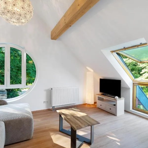 Ferienwohnung am Hirschfelsen, Hotel in Bühlertal