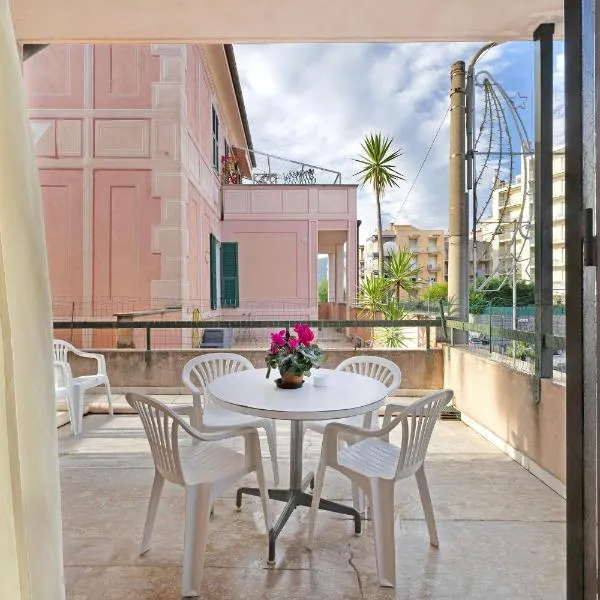 Casa Rosa, hotel en Loano