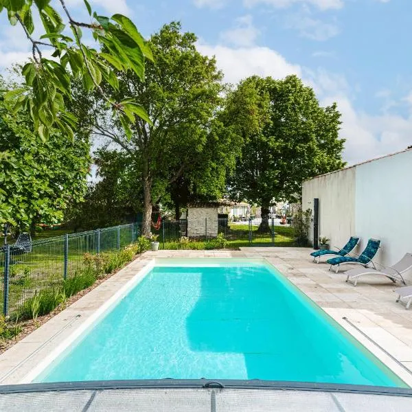 Gite les Cigognes – hotel w mieście Marennes