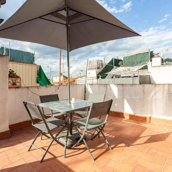 Penthouse With Private Roof Terrace, hotel en Blanes
