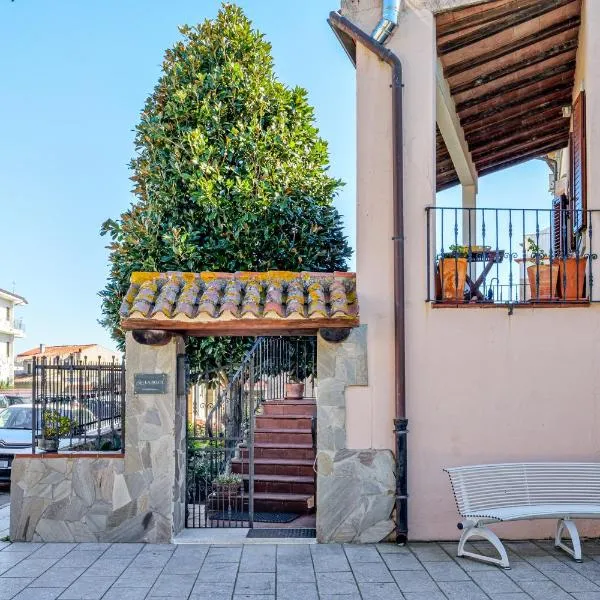 Camere La Ro Ca- Telti, hotel em Telti