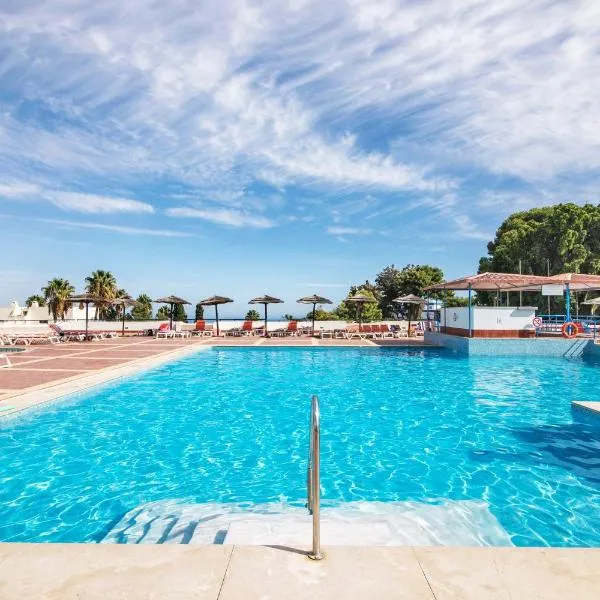 White Studio and Terrace, hotel v destinaci Albufeira