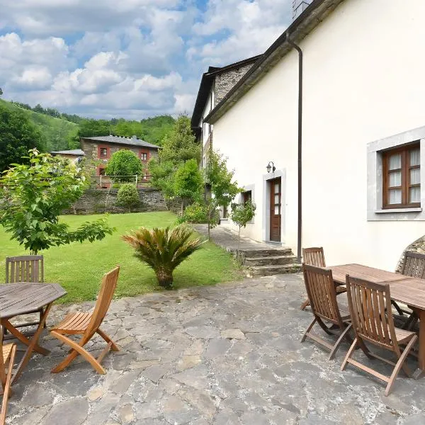 Puente del Narcea 1, hotel a Cibuyo