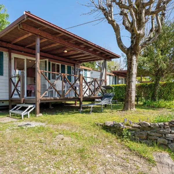 Camping Royal: Pettenasco'da bir otel