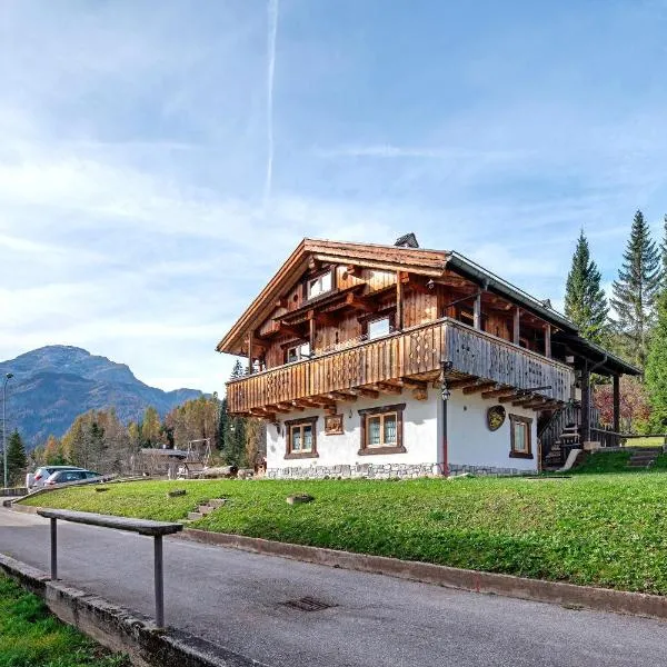 Appartamenti Marmolada Falcade, hôtel à Falcade