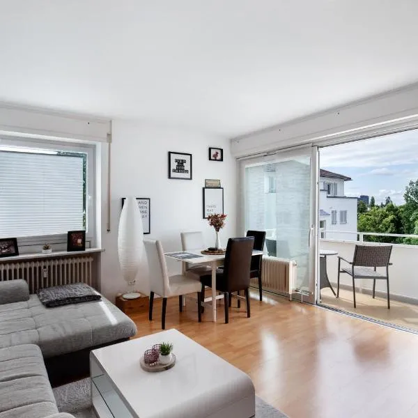 Charmante Stadtwohnung im Zentrum、ヴィースバーデンのホテル