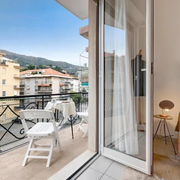 Casa Rosso Melograno, hotel in Alassio
