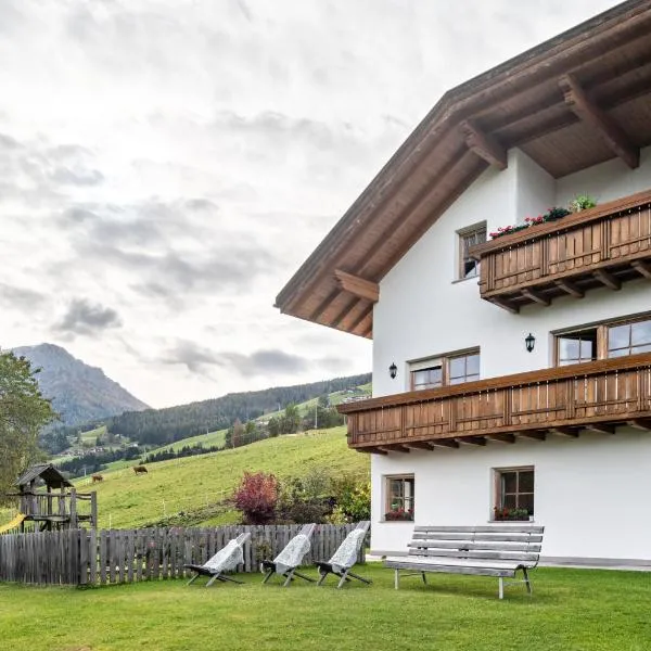 Kranebitterhof Apt Enzian, Hotel in Olang