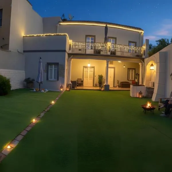 Luxar Suites and Apartments, отель в городе Ассемини