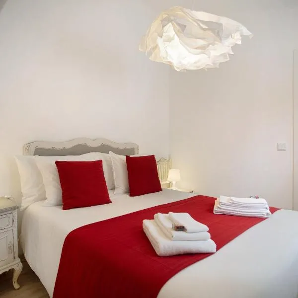 Páteo da Várzea 5, готель у місті Колареш