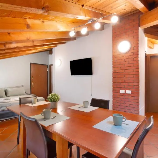 Albavilla에 위치한 호텔 La Corte Di Zio Pippo