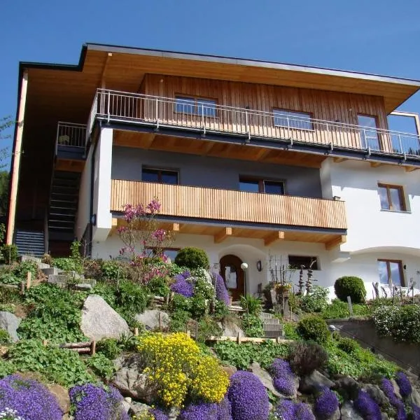 Ferienwohnung Serlesblick, viešbutis mieste Midersas