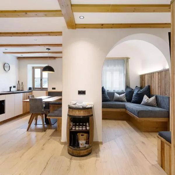 Bertollhof Weingenuss: Silandro'da bir otel