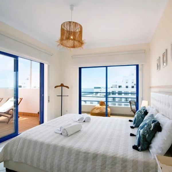 Pérola do Atlântico By the Sea, hotel in Quarteira