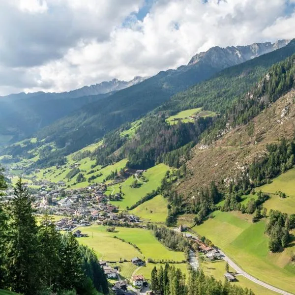 Glocklechnhof Sternenhimmel, hotell i Cadipietra