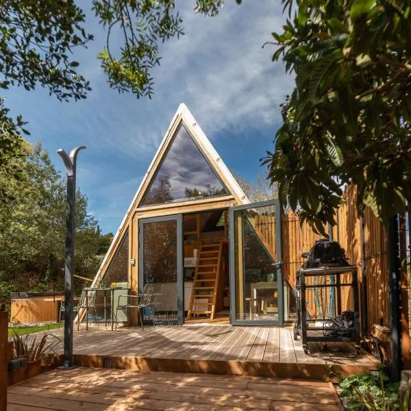 Tipi Lodge Glamp Marguerite, hotell i Le Boulou