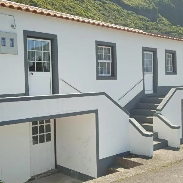 Casa do Avô Almeida, Hotel in Lajes das Flores