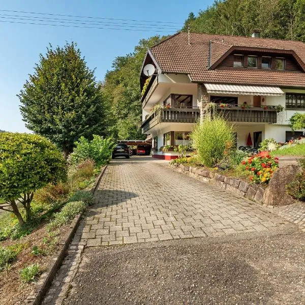 Haus Schindler, hotel in Ottenhöfen