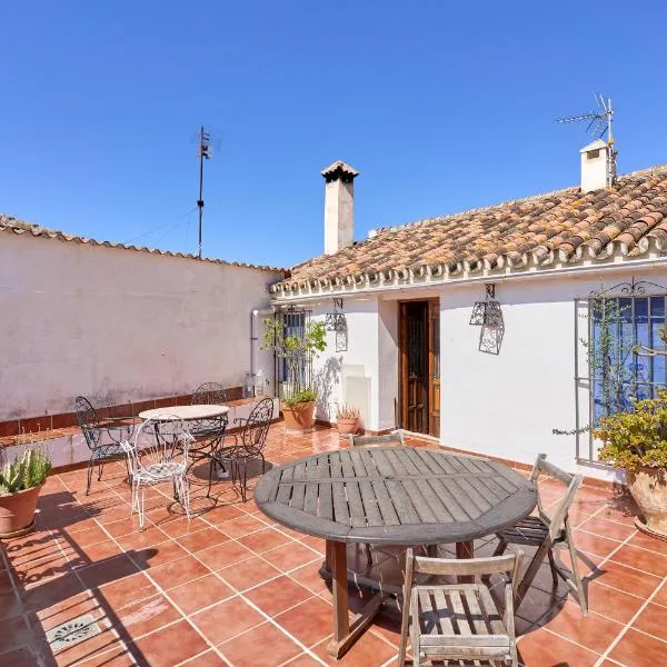 Villa Carlitos, ξενοδοχείο σε Comares