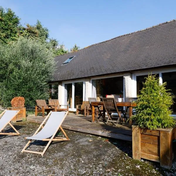 Loft Atypique jacuzzi sauna, hotel a Cléguérec