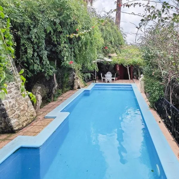 Navila Estudio en la piscina – hotel w mieście Ibiza
