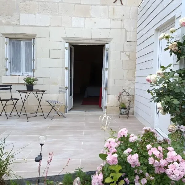 Chambre Hirondelle, hôtel à L'Ile-Bouchard