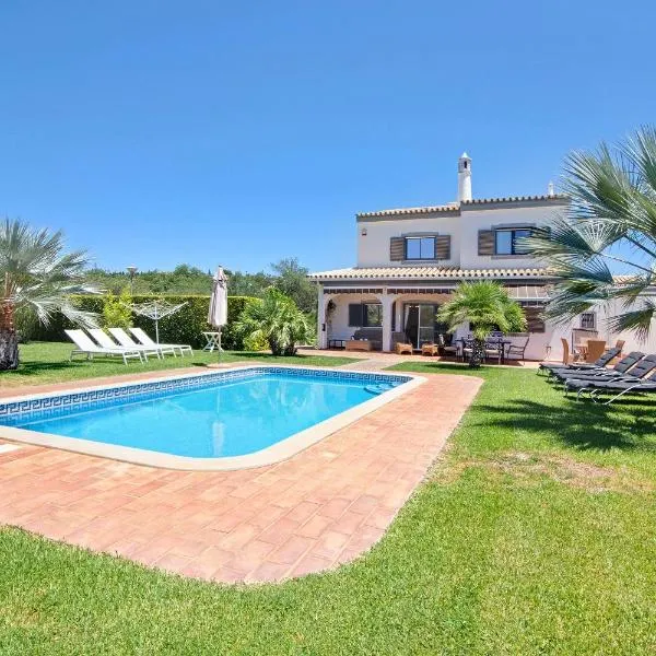 Villa Formosa, Hotel in Almancil