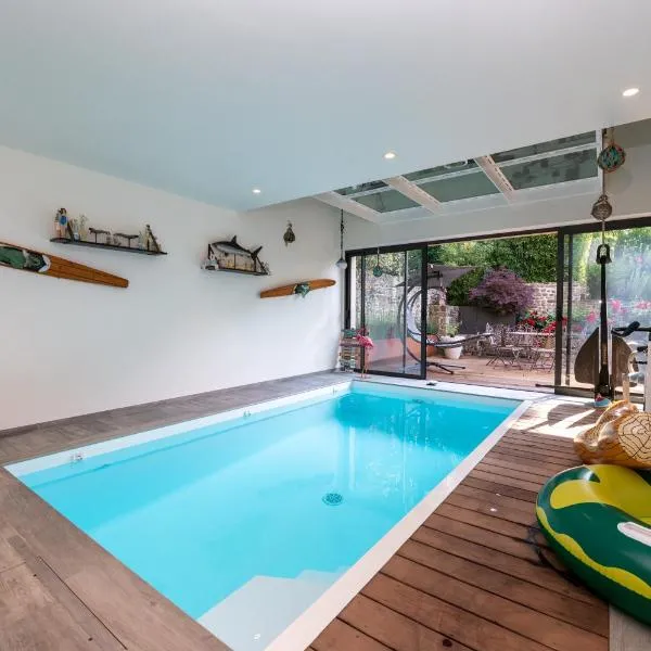 Chambre - Spa - Piscine - Sauna, khách sạn ở Brech