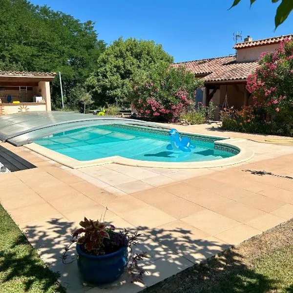 Studio Montayral, hotel i Montayral