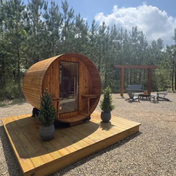 Private Romantic HotTub, Soaking Tub, King Bed, hotell sihtkohas Broken Bow