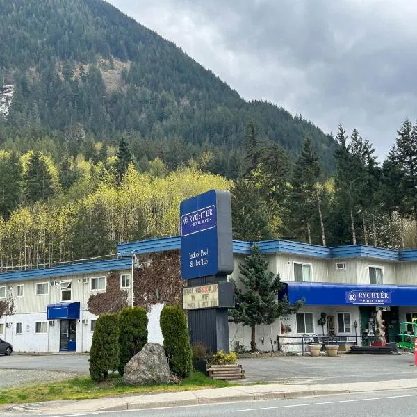 Rychter Hotel Hope, hotel en Hope