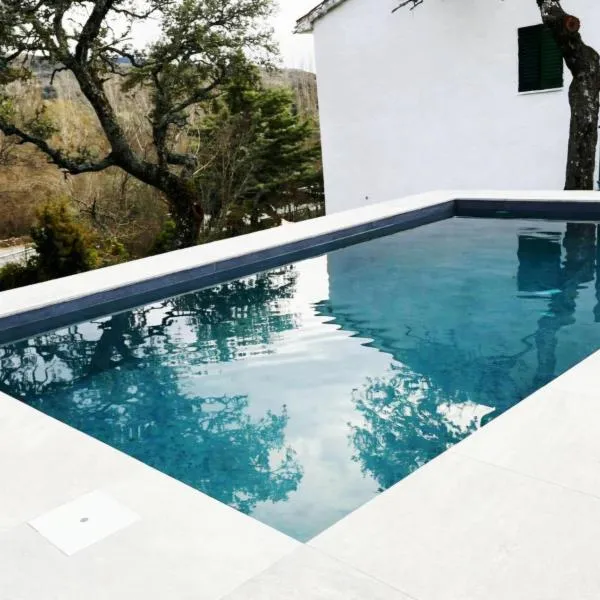 Casa Cruce De Los Molinos, hotel v destinácii La Aldehuela