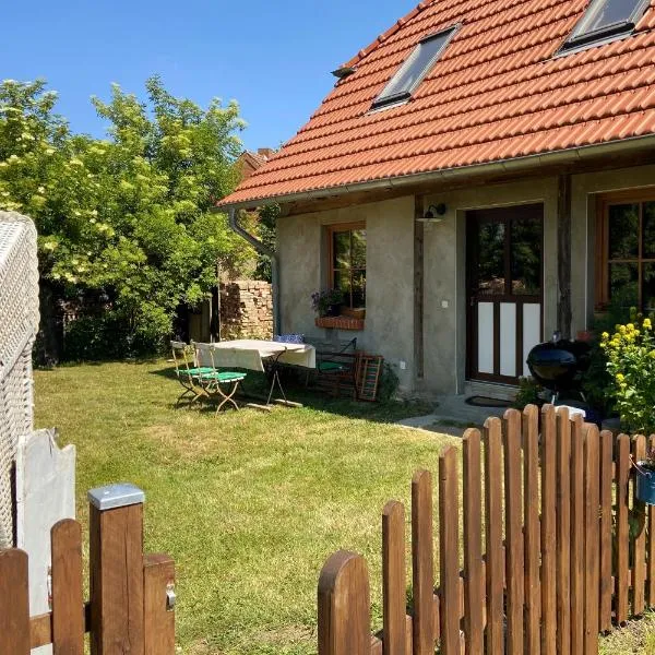 Kleiner Eselhof – hotel w mieście Semlow