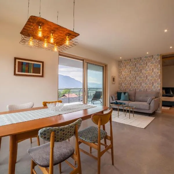 Apartment Das Eckige – hotel w mieście Tscherms