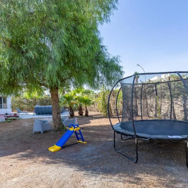 Comiso में, होटल Villa Tosca dell'Angelo con piscina