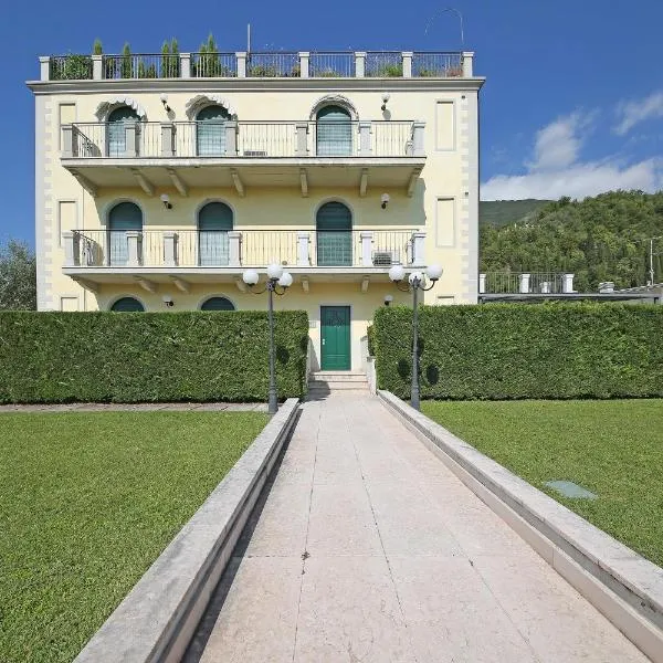 Villa Bornico Margherita, hotell i Toscolano Maderno