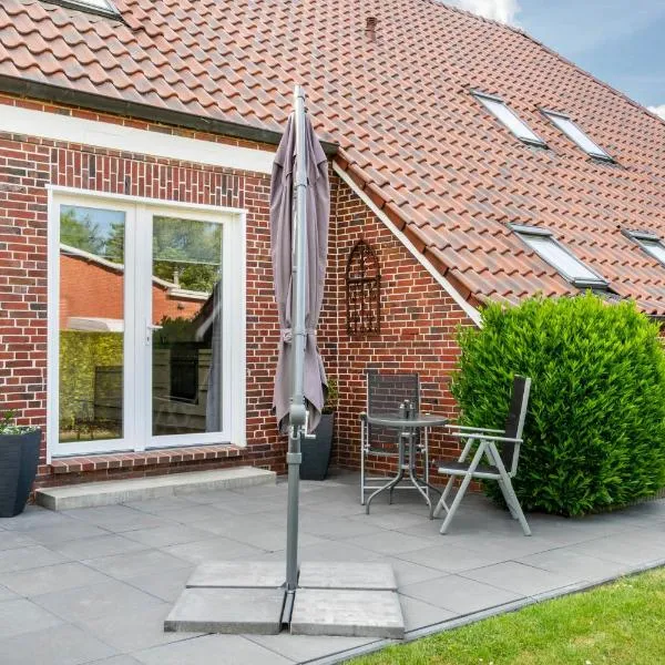 Ferienhaus Behrends، فندق في إمدن